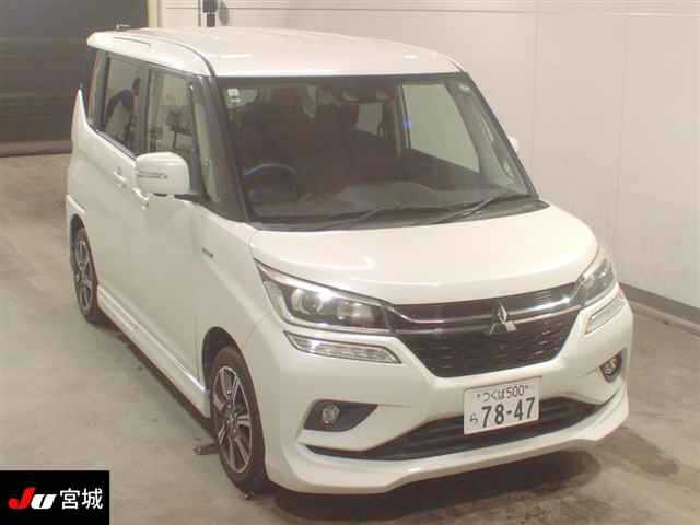 MITSUBISHI DELICA D2 2020
