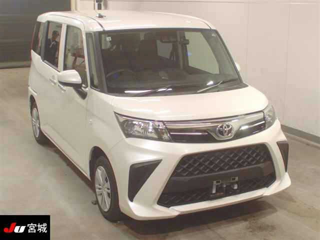 TOYOTA ROOMY 2022