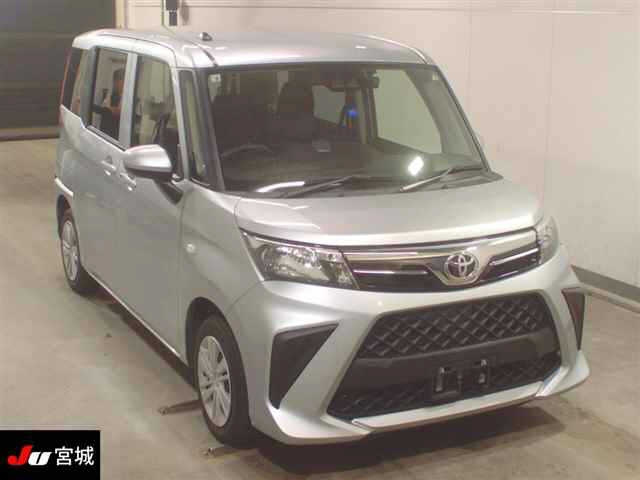 TOYOTA ROOMY 2021