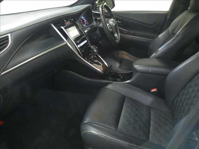 TOYOTA HARRIER 2015