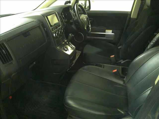 MITSUBISHI DELICA D5 2012
