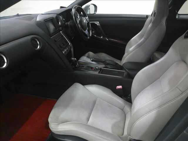 NISSAN GT-R 2008