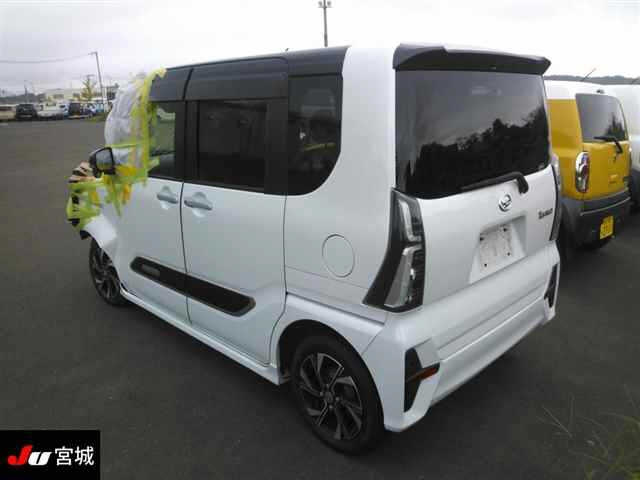 DAIHATSU TANTO 2019