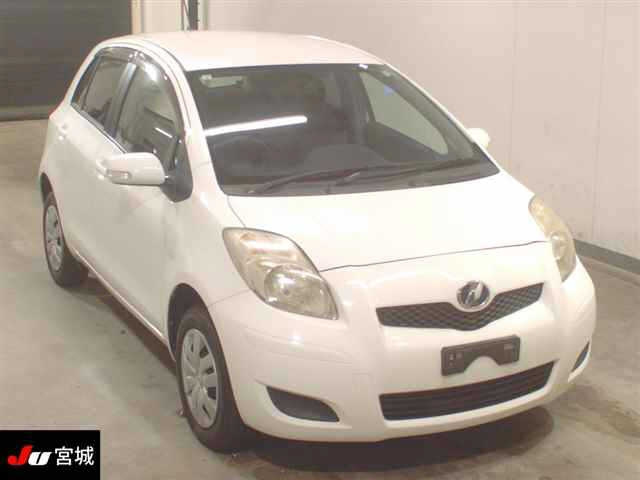 TOYOTA VITZ 2009