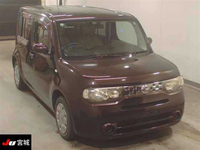 NISSAN CUBE 2010