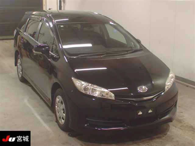TOYOTA WISH 2016