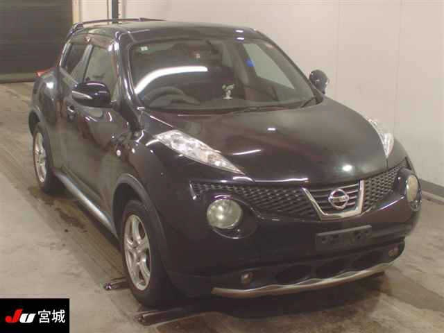 NISSAN JUKE 2011