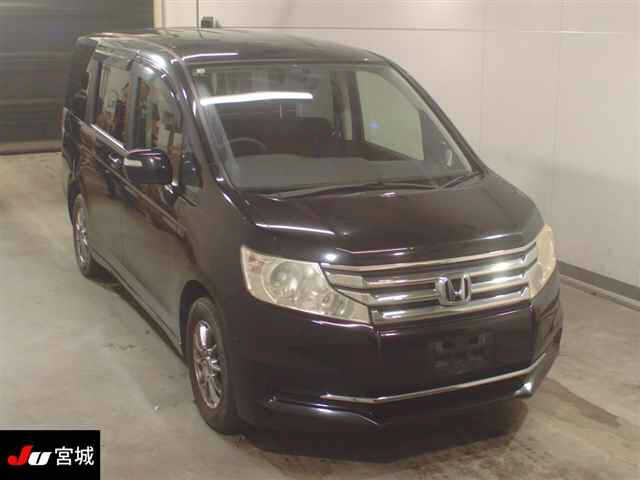 HONDA STEP WAGON 2012