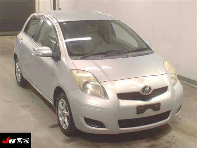 TOYOTA VITZ 2009