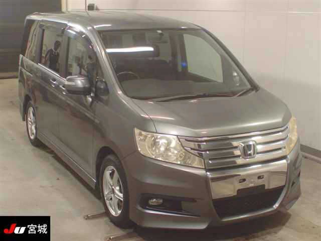 HONDA STEP WAGON 2010
