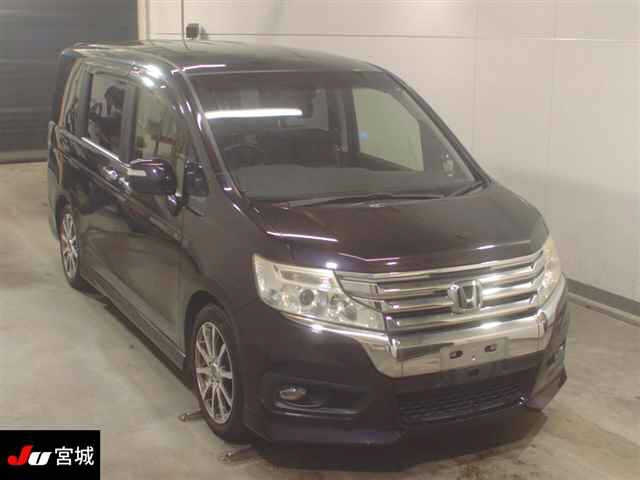 HONDA STEP WAGON 2014