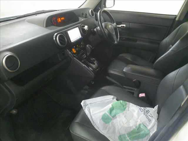 TOYOTA COROLLA RUMION 2012