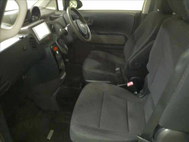 TOYOTA SPADE 2014