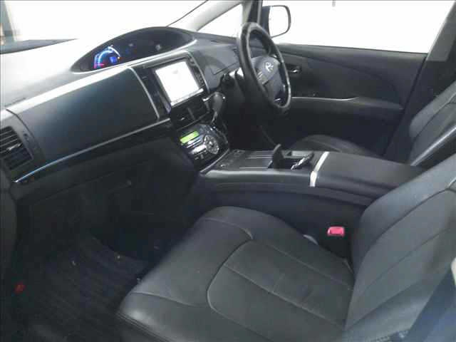 TOYOTA ESTIMA HYBRID 2013