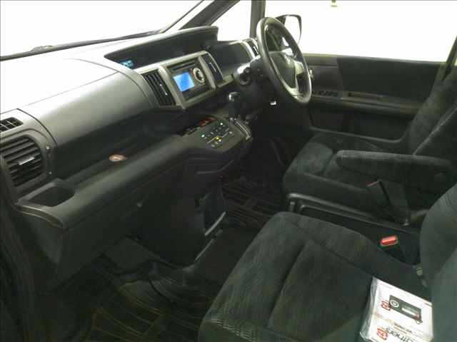 HONDA STEP WAGON 2012