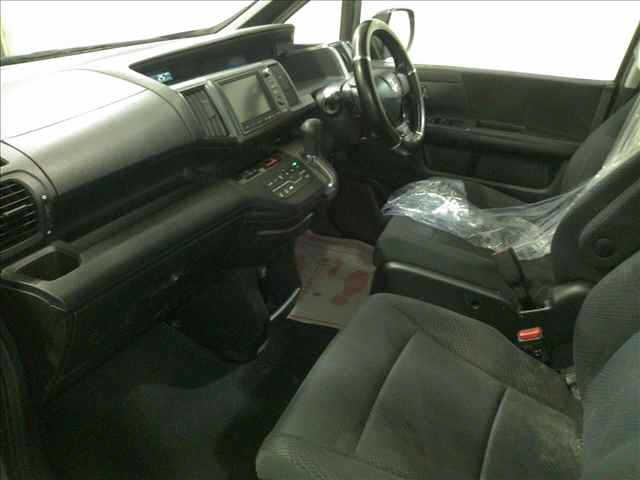 HONDA STEP WAGON 2010