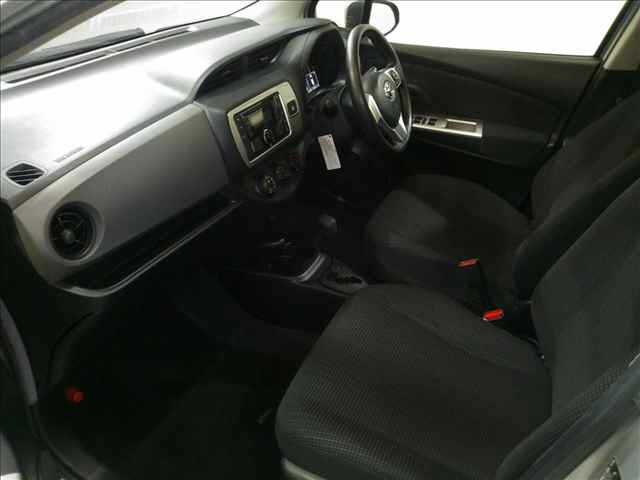 TOYOTA VITZ 2016