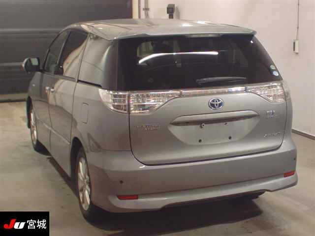 TOYOTA ESTIMA HYBRID 2013