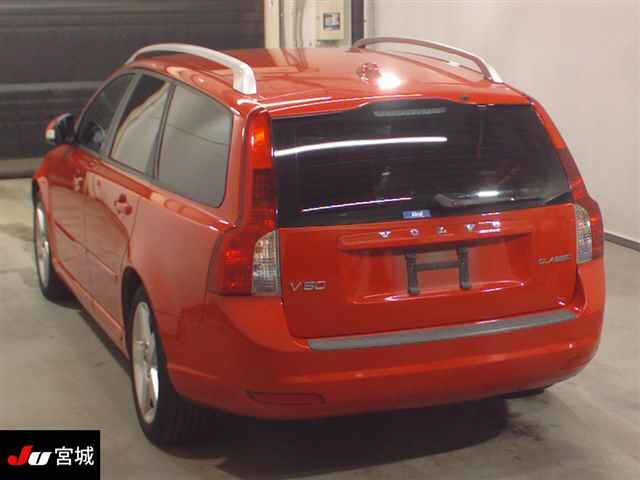 VOLVO V50 2012