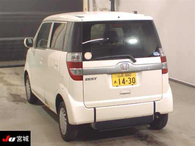 HONDA ZEST 2010