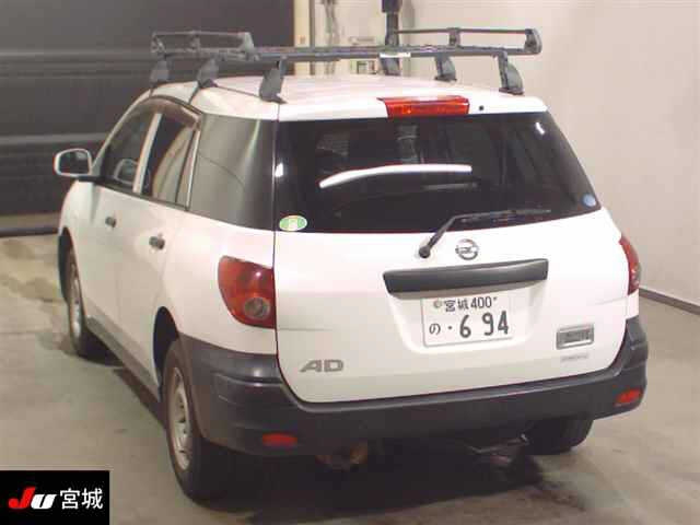 NISSAN AD 2013