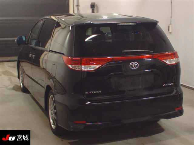 TOYOTA ESTIMA 2009