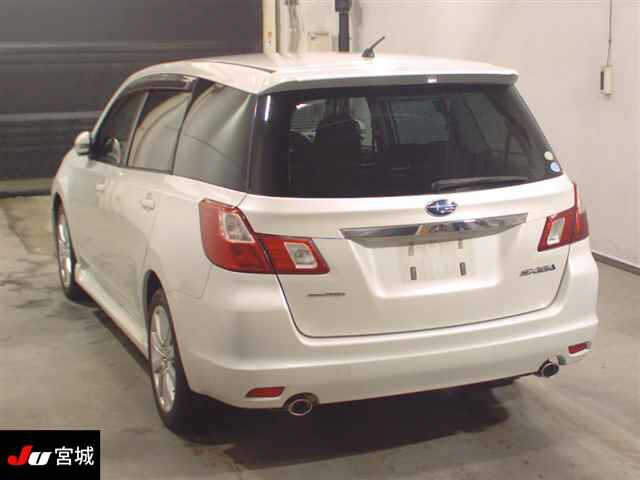 SUBARU EXIGA 2011