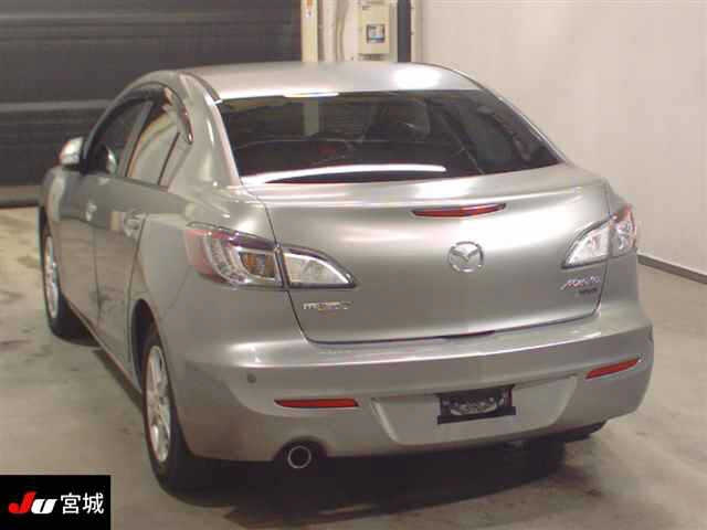 MAZDA AXELA 2009