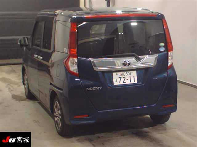 TOYOTA ROOMY 2019