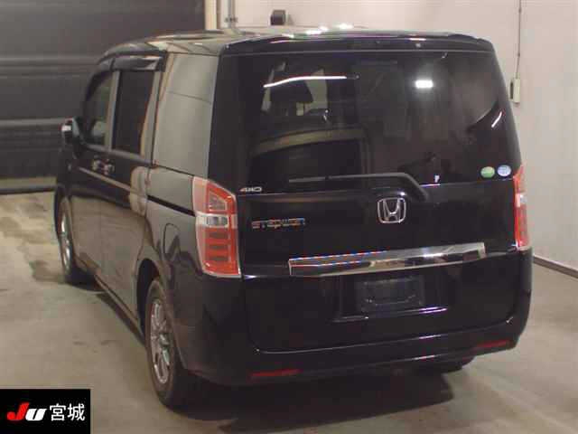 HONDA STEP WAGON 2012