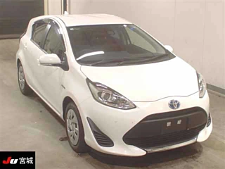TOYOTA AQUA 2020