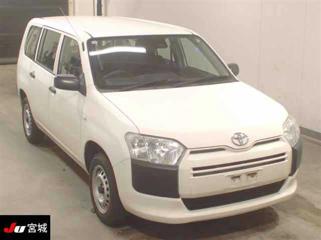 TOYOTA PROBOX 2020