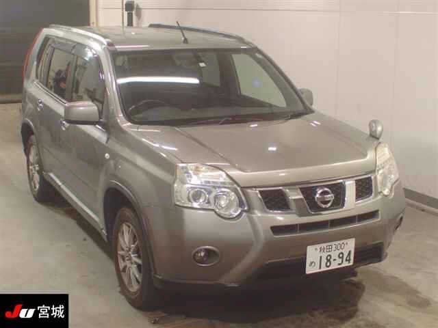 NISSAN X-TRAIL 2012