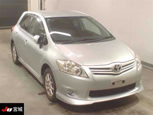 TOYOTA AURIS 2010