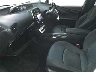 TOYOTA PRIUS 2018