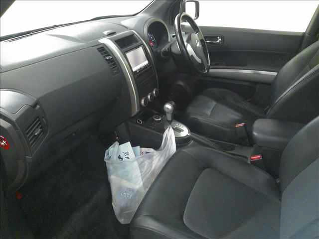 NISSAN X-TRAIL 2012