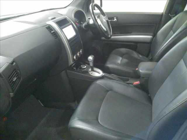 NISSAN X-TRAIL 2012