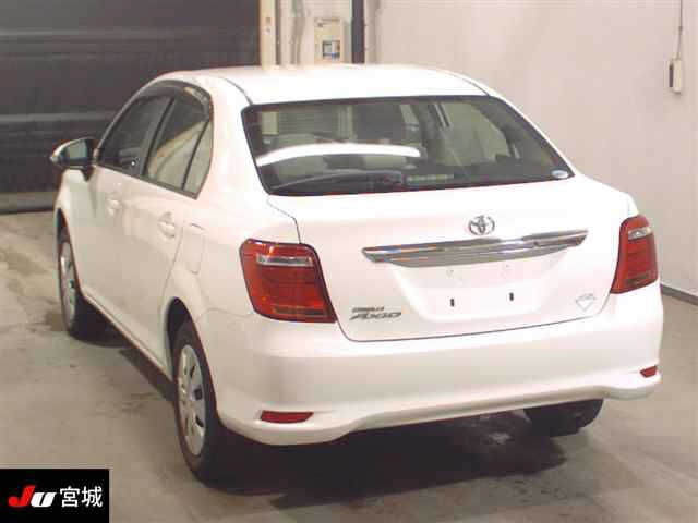 TOYOTA COROLLA AXIO 2016