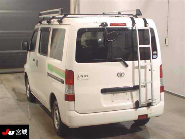 TOYOTA TOWN ACE VAN 2017