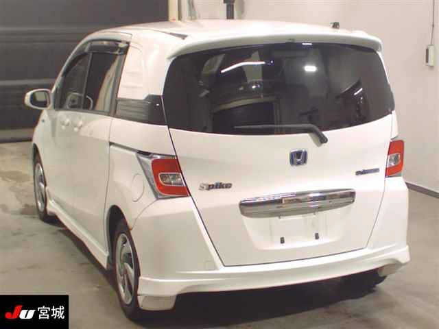 HONDA FREED 2014