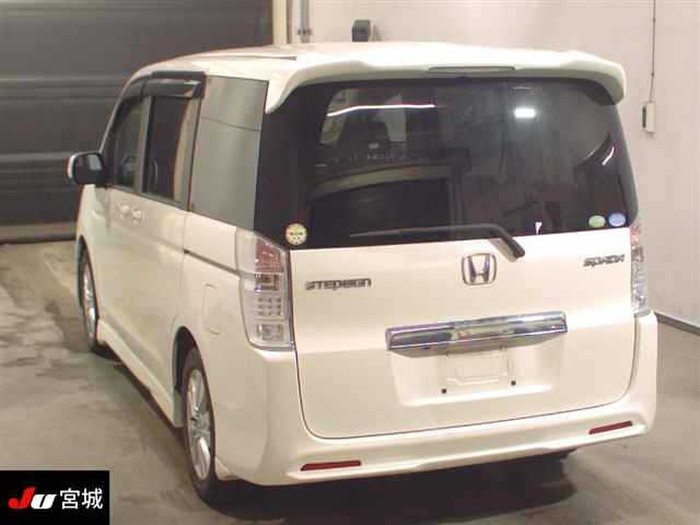 HONDA STEP WAGON 2010