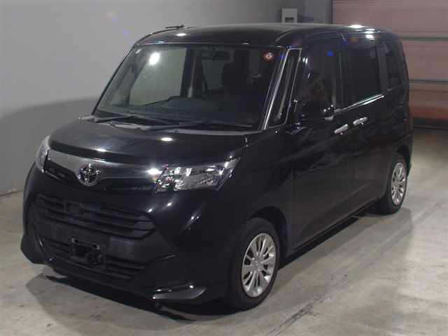 TOYOTA TANK 2016