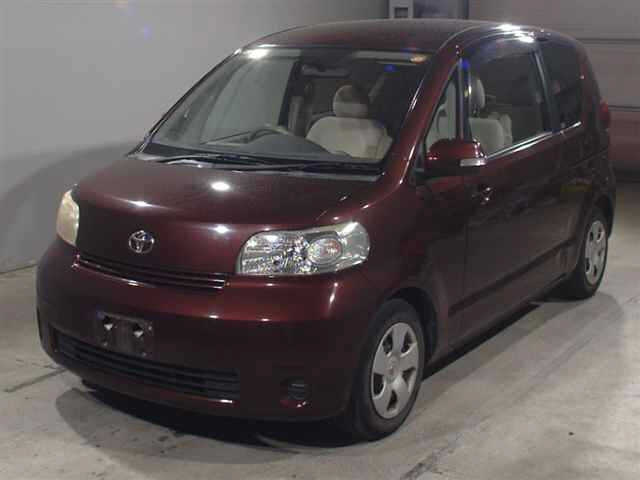 TOYOTA PORTE 2011