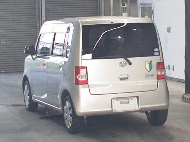 DAIHATSU MOVE CONTE 2010