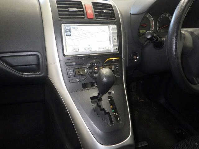 TOYOTA AURIS 2010
