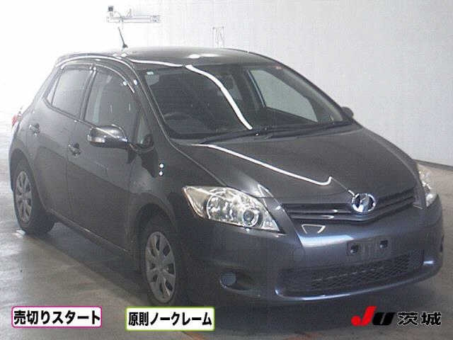 TOYOTA AURIS 2010