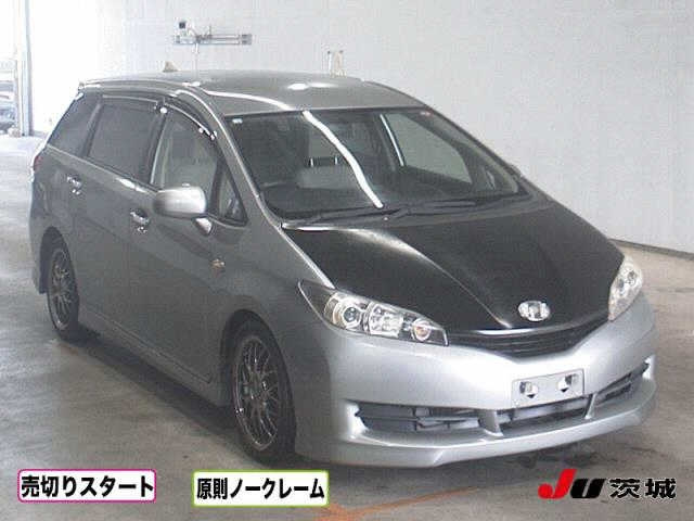 TOYOTA WISH 2010