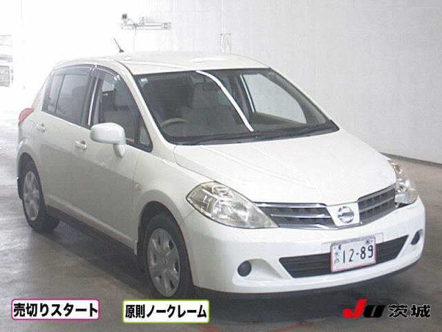 NISSAN TIIDA 2010