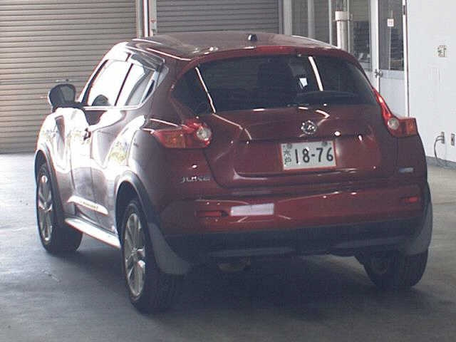 NISSAN JUKE 2010