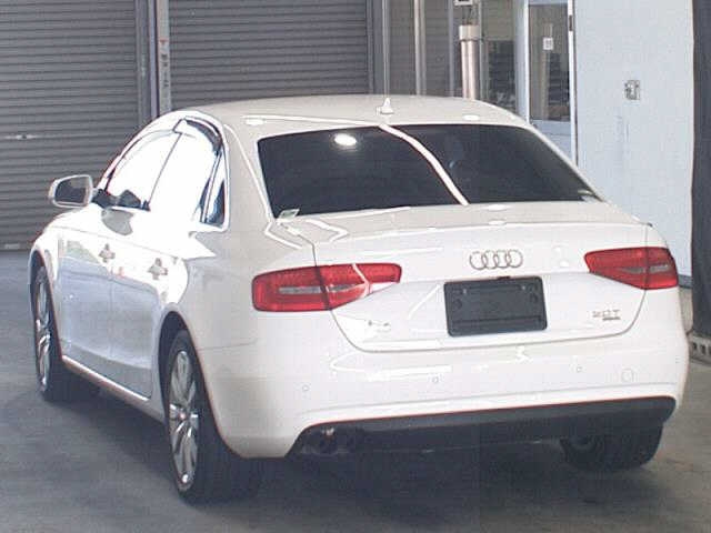 AUDI A4 2012